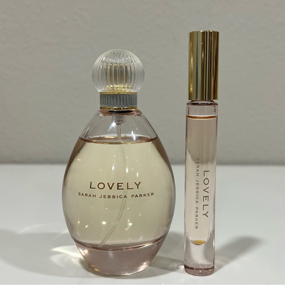 Lovely by Sarah Jessica Parker + Roller [Authentic]